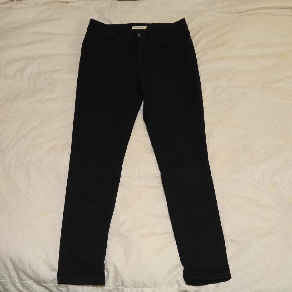 Women's Black Levis Jeans